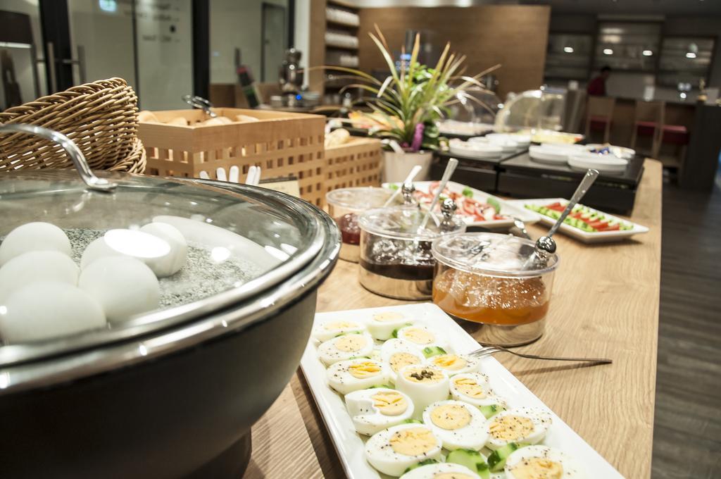 Amaro Hotel Bergkirchen  Kültér fotó